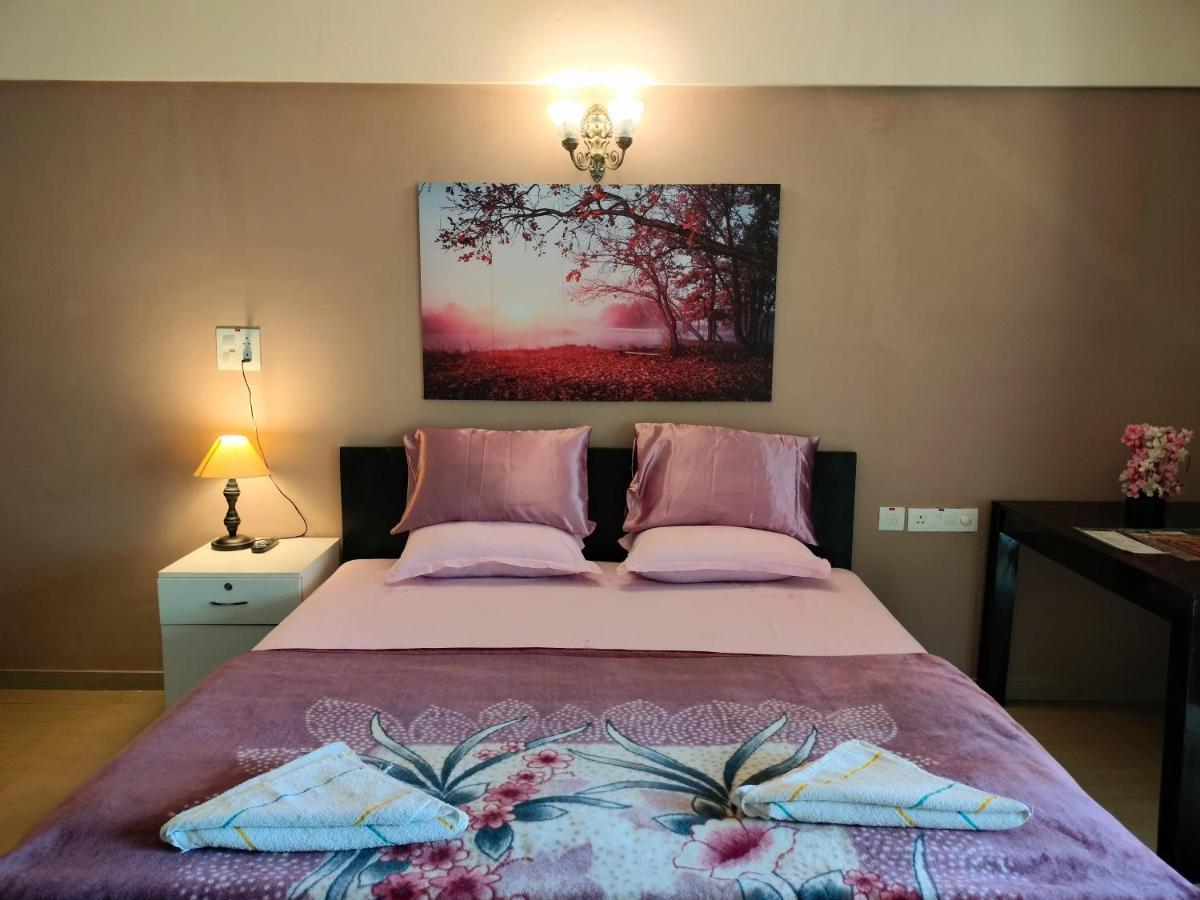 Portofino Apartment Lavasa Luaran gambar
