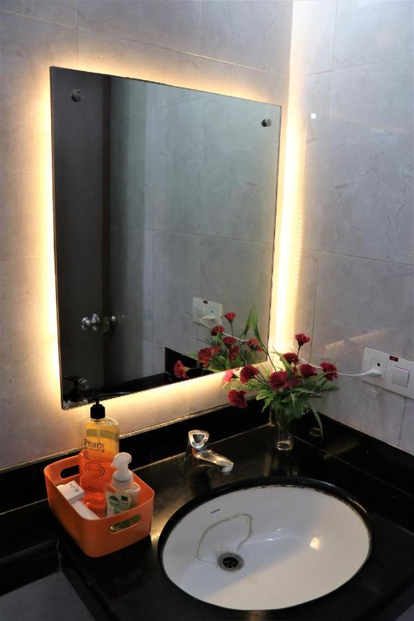 Portofino Apartment Lavasa Luaran gambar